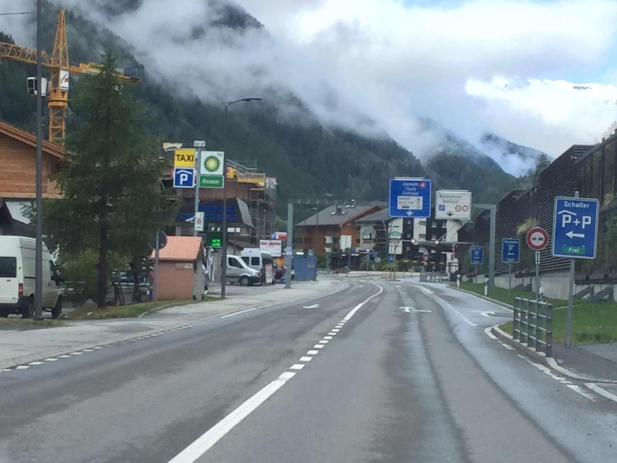شقة Emelie Zermatt 4**** المظهر الخارجي الصورة